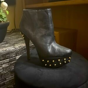 Boots executive condition